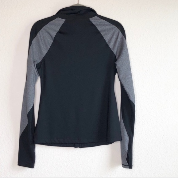 Z by Zella Jacket Grey & Black Thumb holes pockets - Picture 8 of 8